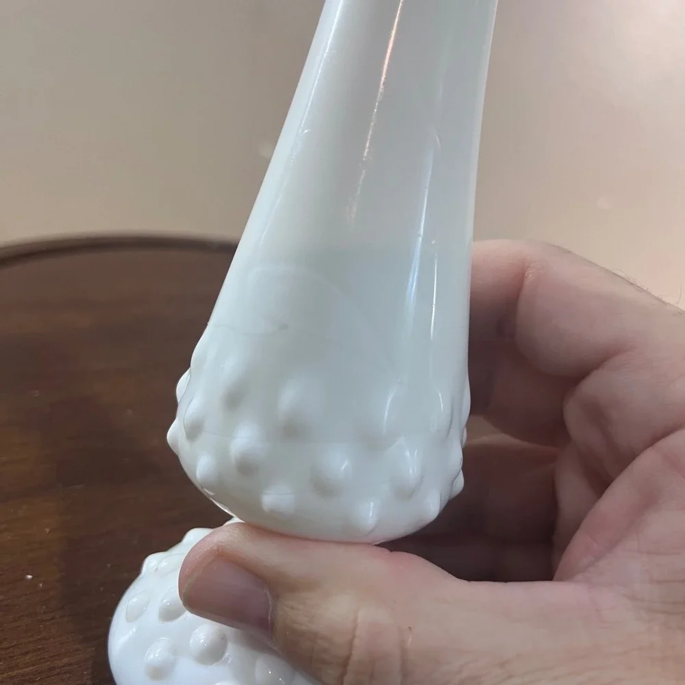 Vtg Fenton Milk Glass Hobnail Bud Vase Slender Neck 9 Inch Mid Century Modern